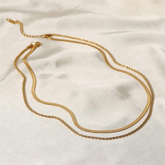 18K Gold Plated *Snake & Rope* Waterproof Necklace - Picture 2 of 10